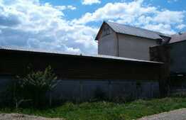 Teren intravilan 3.000 mp cu destinatie industriala