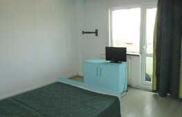 Apartament 4 camere, 98 mp, decomandat, prima inchiriere, zona strazii Bucuresti