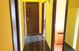 Apartament 3 camere, 64 mp, zona strazii Bucuresti