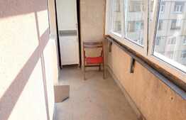 Apartament 3 camere, 64 mp, zona strazii Bucuresti