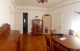 De vanzare apartament 4 camere, 130 mp, zona Piata Unirii