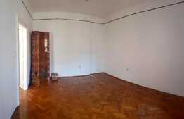 De vanzare apartament 4 camere, 130 mp, zona Piata Unirii