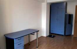 Apartament 4 camere, 105 mp, balcon, parcare, A.C., zona Farmec