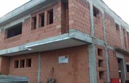 Duplex modern 130mp, teren 240 mp, zona exclusivista!