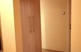 Apartament 3 camere, 68 mp, zona  Piata Cipariu