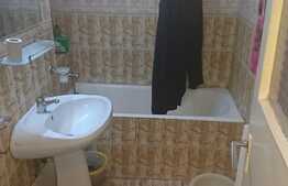 Apartament 3 camere, 75 mp, 2 boxe, zona Flora Park