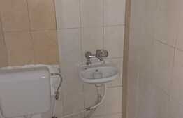 Apartament 3 camere, 75 mp, 2 boxe, zona Flora Park