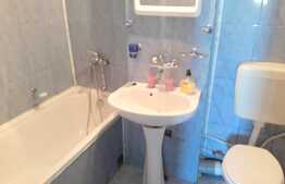 Apartament 4 camere, 90 mp, decomandat, zona strazii Parang