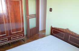 Apartament 4 camere, 90 mp, decomandat, zona strazii Parang