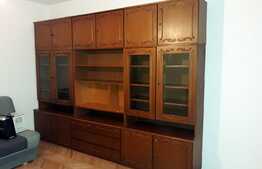 Apartament 3 camere, 60 mp, decomandat, parcare zona Mercur