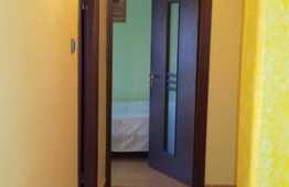 Apartament 3 camere, decomandat, 69 mp, boxa, zona strazii Bucuresti