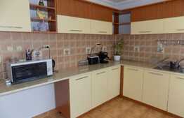 Apartament 3 camere, 105 mp, prima inchiriere, terasa, parcare, zona strazii Fagului