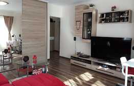 Apartament 2 camere, decomandat, 55 mp, parcare, zona Vivo