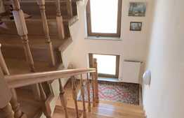 Casa de vanzare D+P+E+M, 378 mp utili, 500 mp teren, finisata la cheie!