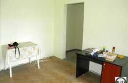 Apartament de vanzare cu 2 camere, la 1 minut de Piata Hermes