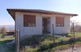 Casa individuala, 88 mp, plus 80 mp spatiu tehnic, 400 mp teren, zona strazii Simerie