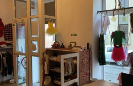 Spatiu comercial, 50 mp, vitrina la strada, zona Hotel Victoria!