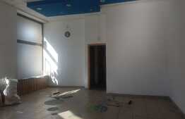 Spatiu comercial, 64 mp, zona Garii!