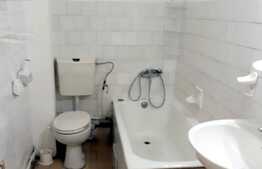 Apartament 3 camere, decomandat, 64 mp, zona strazii Bucuresti