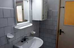 Apartament 3 camere, decomandat, 64 mp, zona strazii Bucuresti