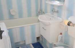 Apartament 2 camere, 50 mp, decomandat, zona Golden Tulip