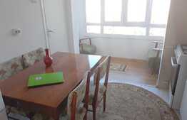 Apartament 2 camere, 50 mp, decomandat, zona Golden Tulip