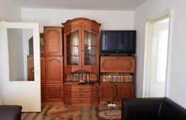 Apartament 3 camere, 54 mp, semidecomandat, zona Profi