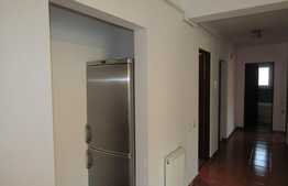 Apartament 3 camere, 68 mp, parcare, zona Mozart
