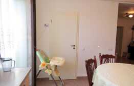 Vanzare 3 camere, 61 mp! Parcare! Zona strazii Florilor!