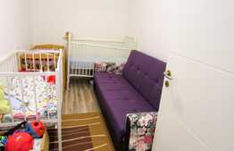 Vanzare 3 camere, 61 mp! Parcare! Zona strazii Florilor!