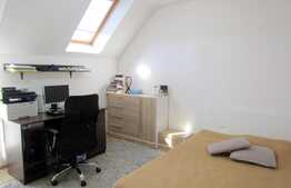 Vanzare 3 camere, 61 mp! Parcare! Zona strazii Florilor!