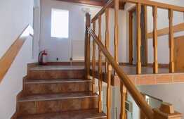 Spatiu de birouri, 120 mp,  la 3 minute de Vivo! 