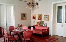 Apartament interbelic, 107 mp, zona strazii Horea