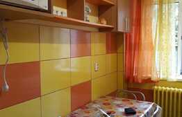 Apartament 2 camere, semidecomandat, 48 mp, zona strazii Bucium 