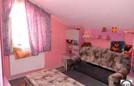 Vanzare 2 camere  52 mp mobilat utilat!