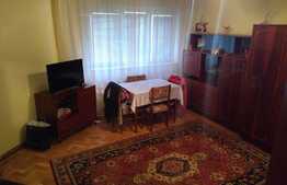 Apartament 2 camere, 50.40 mp, decomandat, etaj intermediar, boxa, zona strazii Primaverii!