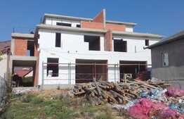 Vila cuplata 226 mp, 500 mp teren, expunere sudica, priveliste superba!