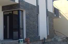 Vila cuplata 226 mp, 500 mp teren, expunere sudica, priveliste superba!