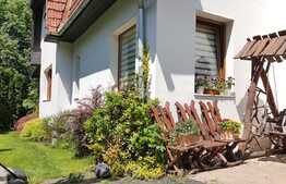 Casa 3 camere, 95 mp, gradina 300 mp, renovata recent,  zona Gradinii Botanice