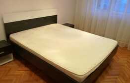 Apartament cu 3 camere, 65 mp, decomandat, zona Big