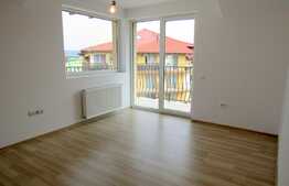 Vanzare 3 camere, 56 mp! Parcare! Zona strazii Florilor!