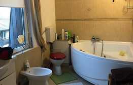 Casa 3 camere, 120 mp, teren 200 mp, 2 parcari, AC, zona Taietura Turcului