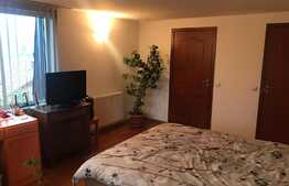 Casa 3 camere, 120 mp, teren 200 mp, 2 parcari, AC, zona Taietura Turcului