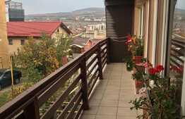 Casa 3 camere, 120 mp, teren 200 mp, 2 parcari, AC, zona Taietura Turcului