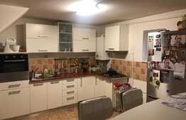 Casa 3 camere, 120 mp, teren 200 mp, 2 parcari, AC, zona Taietura Turcului