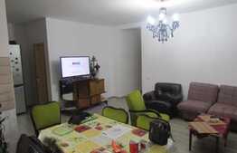 Apartament 3 camere, 72 mp, gradina 150 mp, boxa,parcare,zona strazii Sub Cetate !