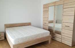 De vanzare apartament 3 camere, 56 mp, zona Complex Diana