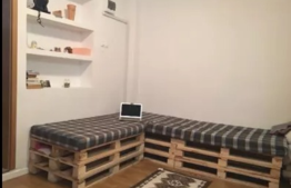 Apartament 2 camere, 44 mp, imobil tip casa, acces la gradina, zona UMF