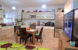 3 camere, 59 mp, parcare, la cheie! Zona strazii Sub Cetate!