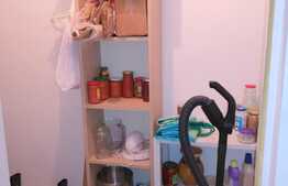 Apartament in imobil de tip casa, 3 camere, 64 mp, zona Piata Cipariu